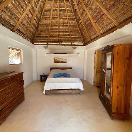 Chez Peter Pan Anakao Hotel Екстериор снимка