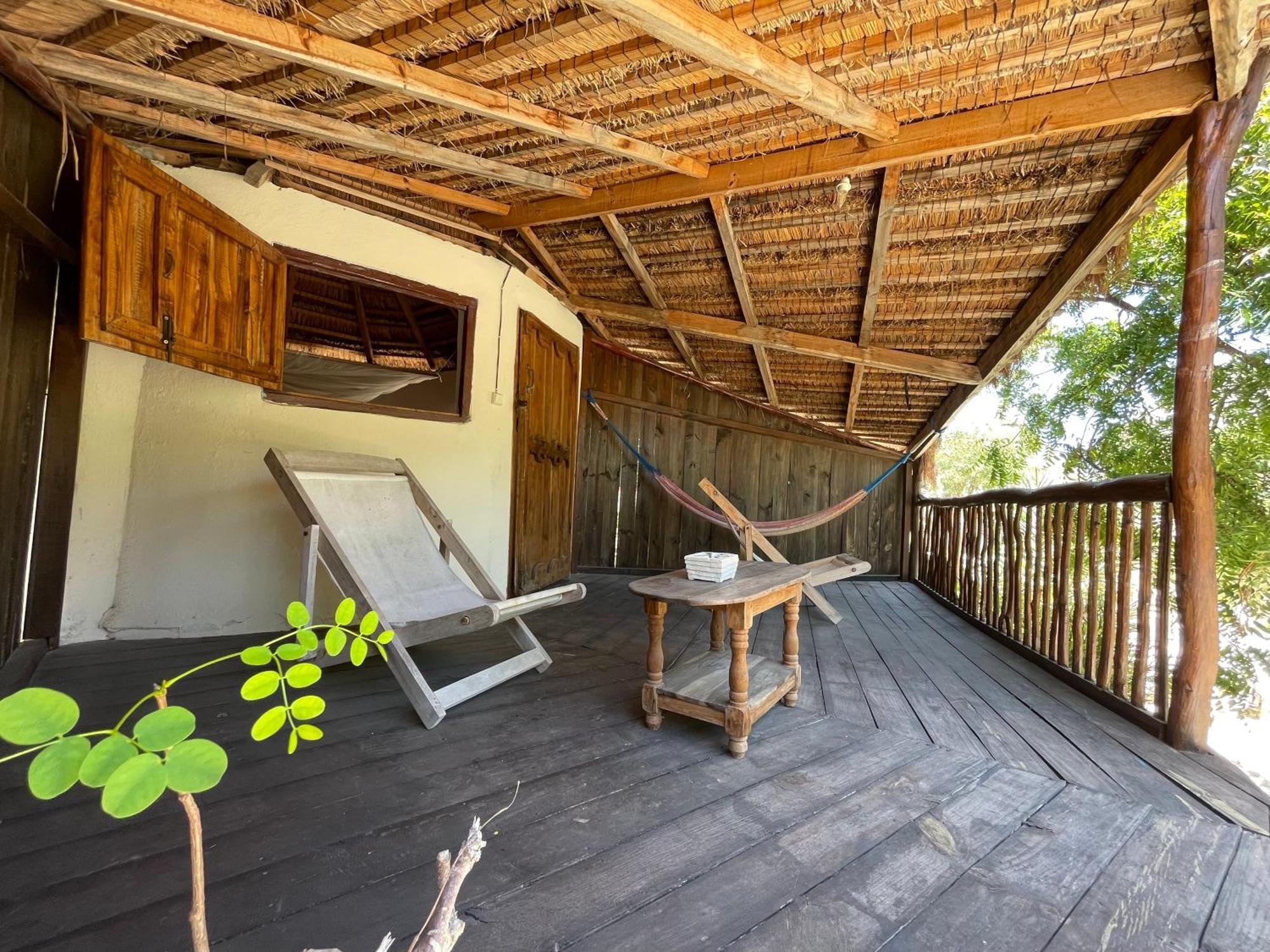 Chez Peter Pan Anakao Hotel Екстериор снимка