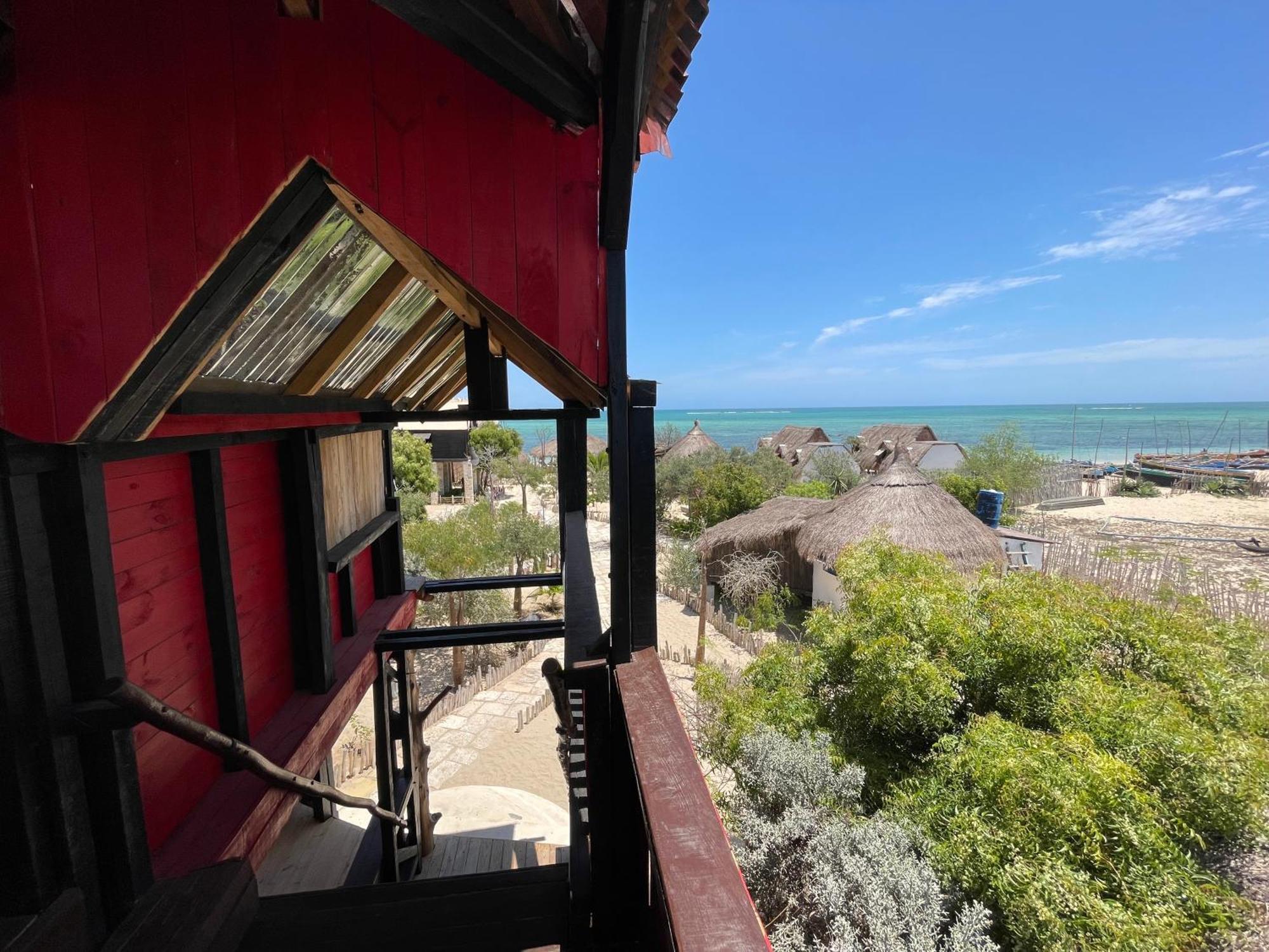 Chez Peter Pan Anakao Hotel Екстериор снимка